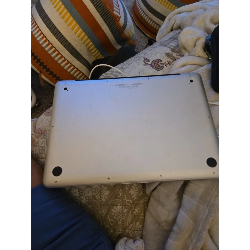 Apple MacBook 15
